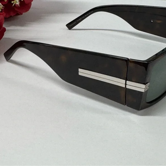 ❤️‍?SUPER SALE $650 NEW GIVENCHY GIVCAT SUNGLASSES display picture 1